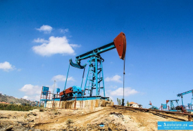    Azərbaycan nefti ucuzlaşdı  
   