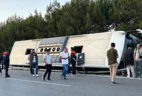 Türkiyədə sərnişin avtobusu aşıb:    11 nəfər yaralanıb   